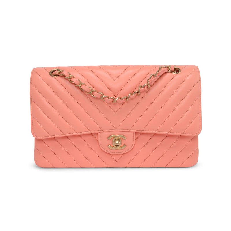 Chanel flap chevron medium vintage Luxury Bags  Wallets on Carousell